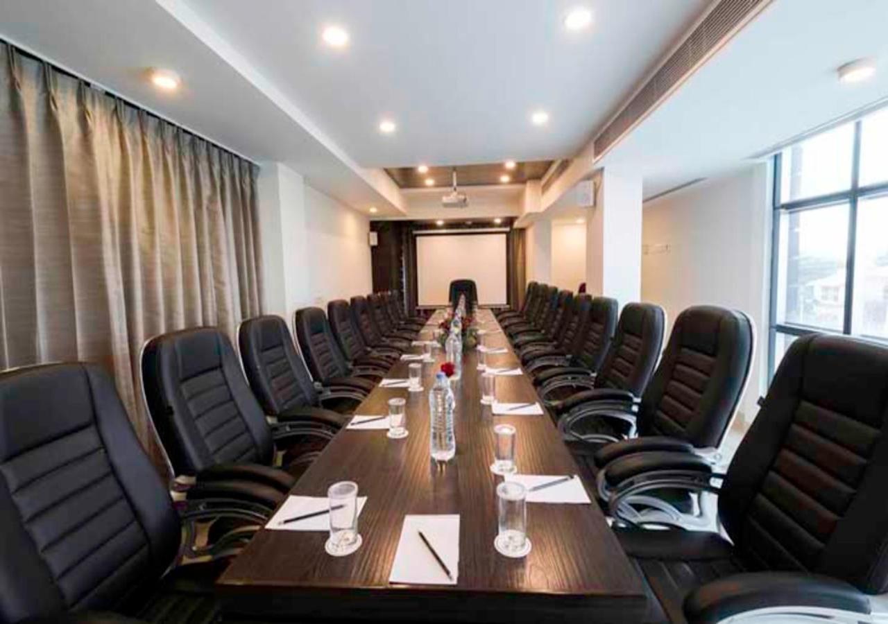 Hotel Park Regent Jaipur Extérieur photo