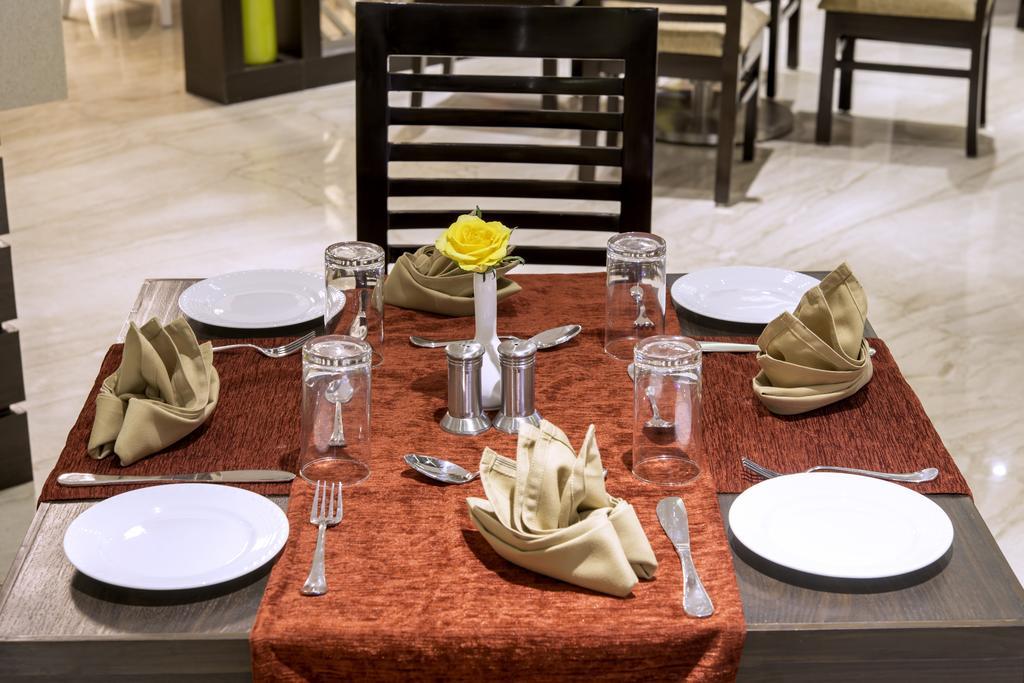 Hotel Park Regent Jaipur Extérieur photo